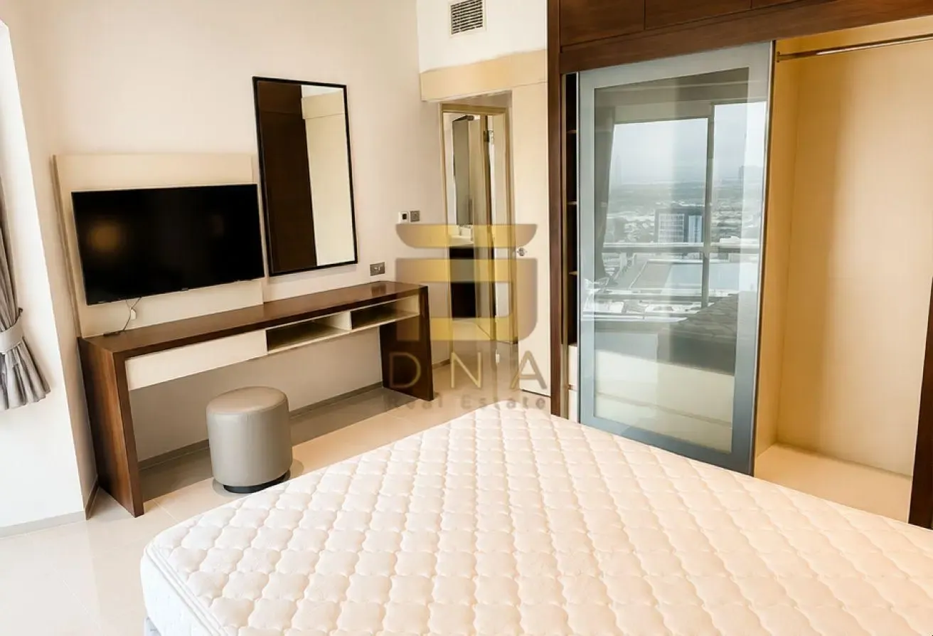 Fully Furnished 2BR| Ready to Move Prime SZR |