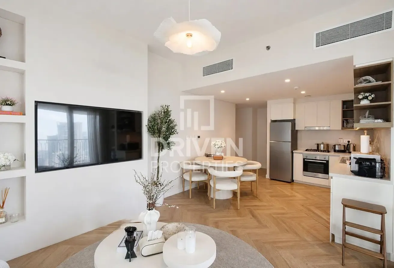 Upgraded | Fully Furnished | Prime Location