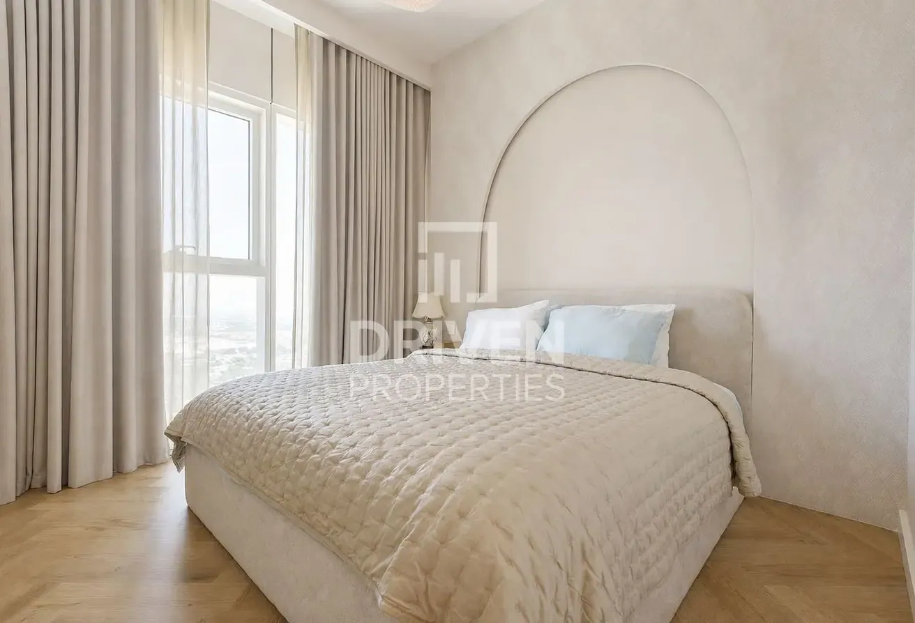 Upgraded | Fully Furnished | Prime Location