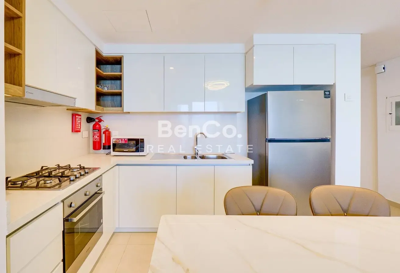 Fully Furnished | High Floor | 12 Cheques Option