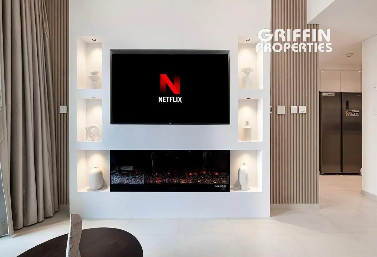 Fully Furnished 2 BED | Burj View | Mid floor