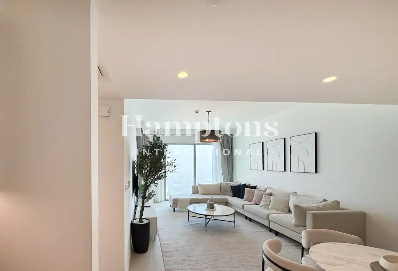 Fully Furnished | Vacant | Metro -Mall Access