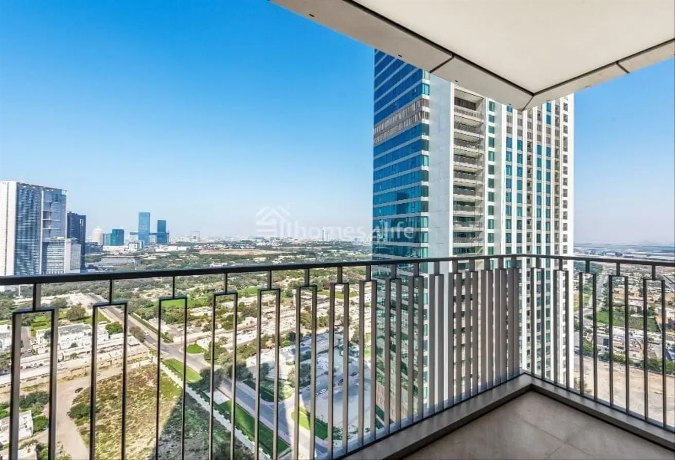 PRIME LOCATION| SPACIOUS LAYOUT | COMMUNITY VIEW
