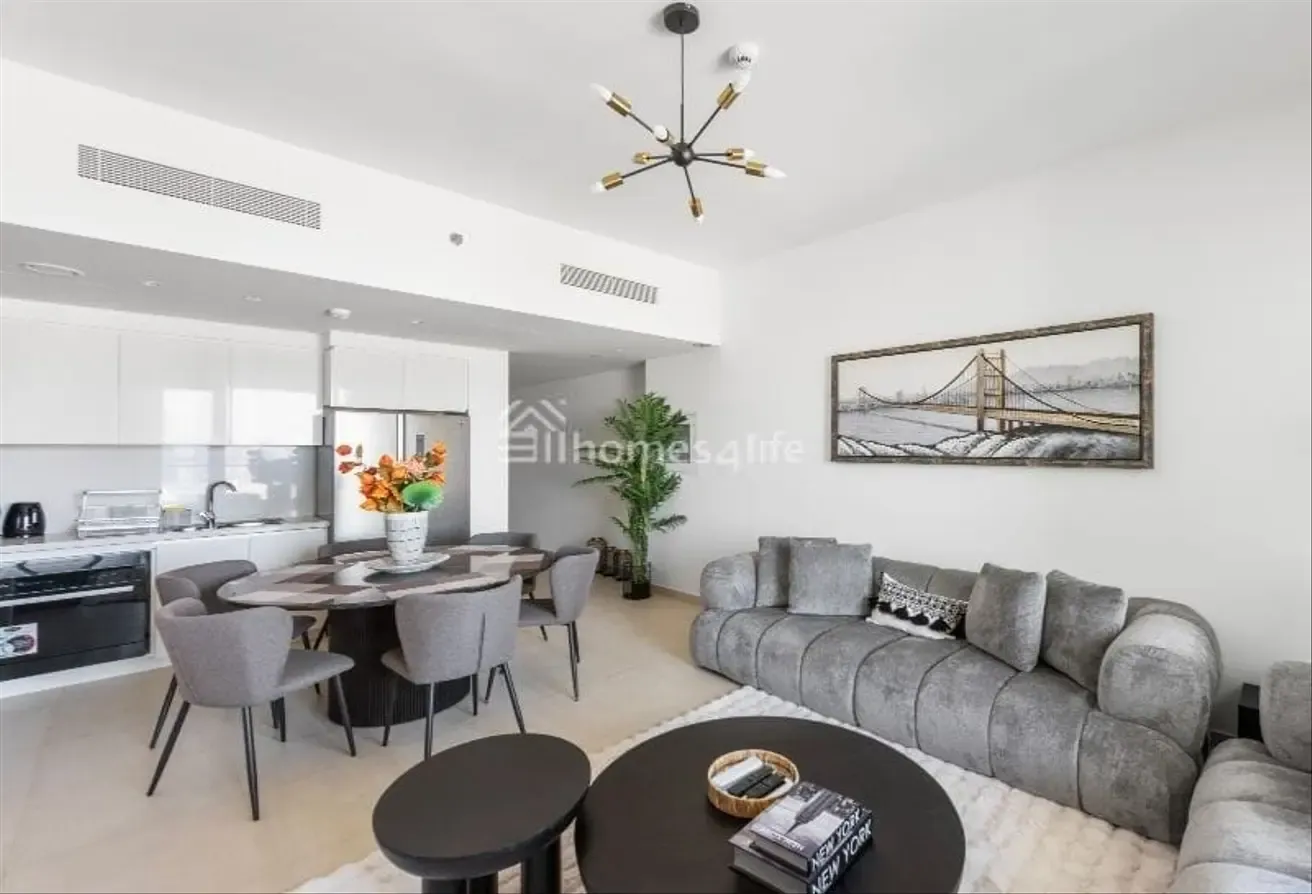 PRIME LOCATION| SPACIOUS LAYOUT | COMMUNITY VIEW