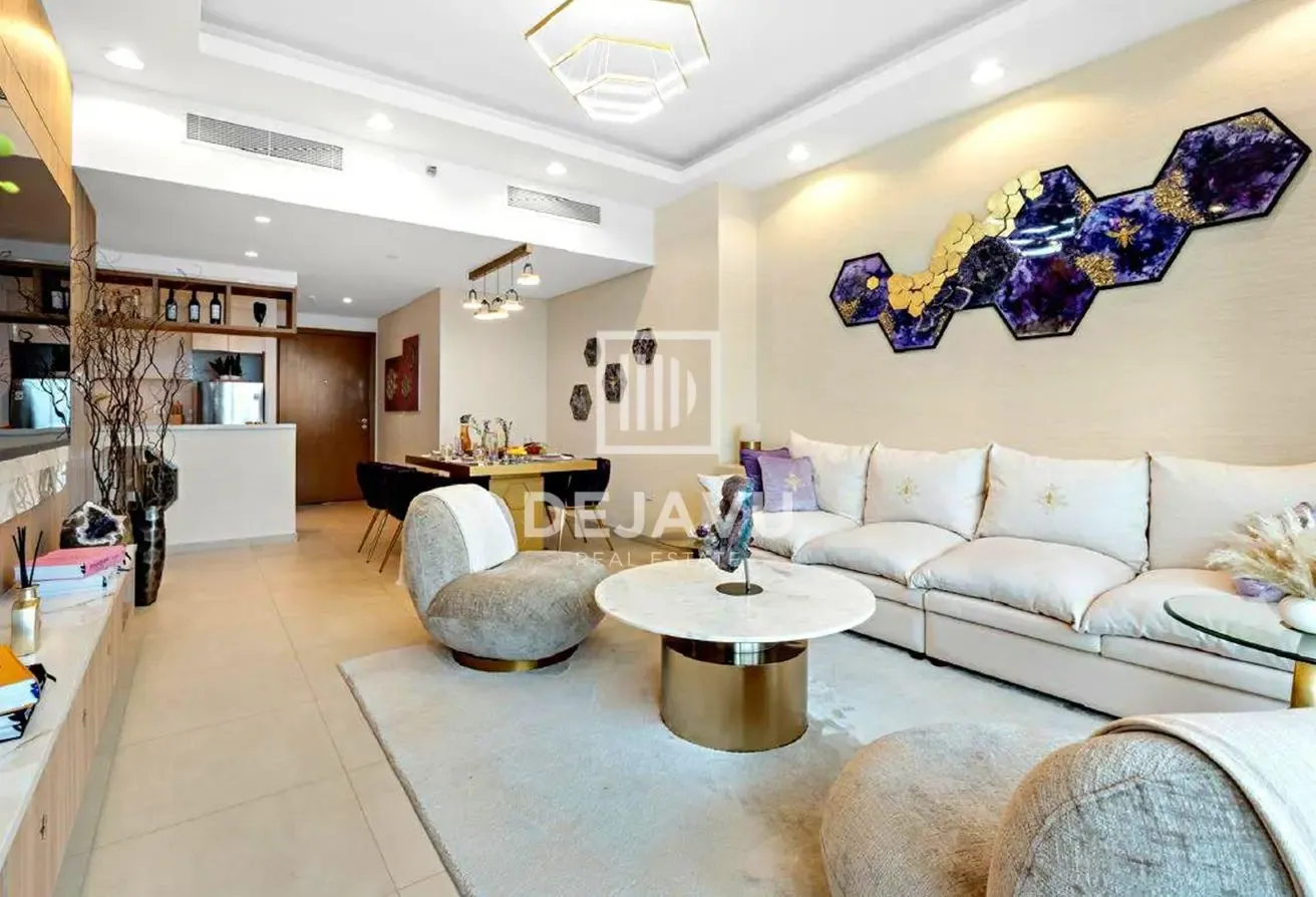 Luxurious 2-Bedrooms | Huge Layout | High Floor