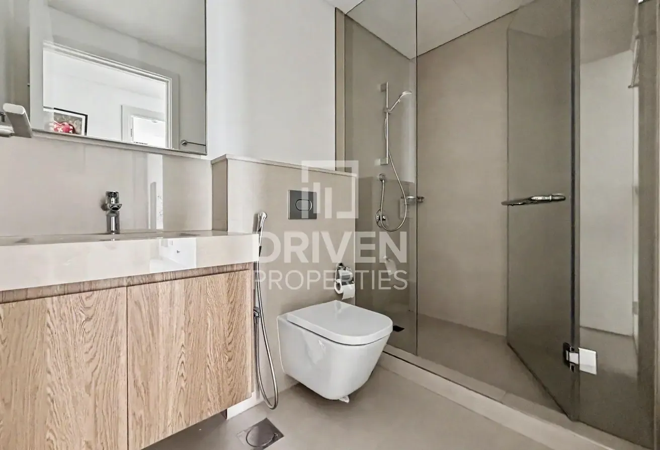 Furnished | Large Layout | Stunning Views