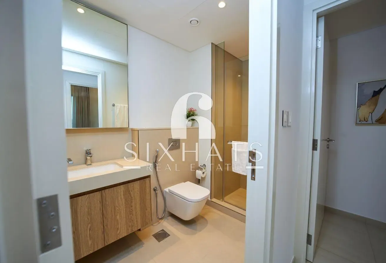 Burj Khalifa View |Furnished | Vacant