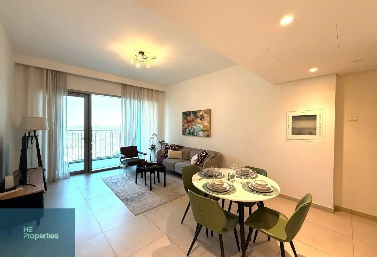 FULLY FURNISHED | VACANT | CHILLER FREE
