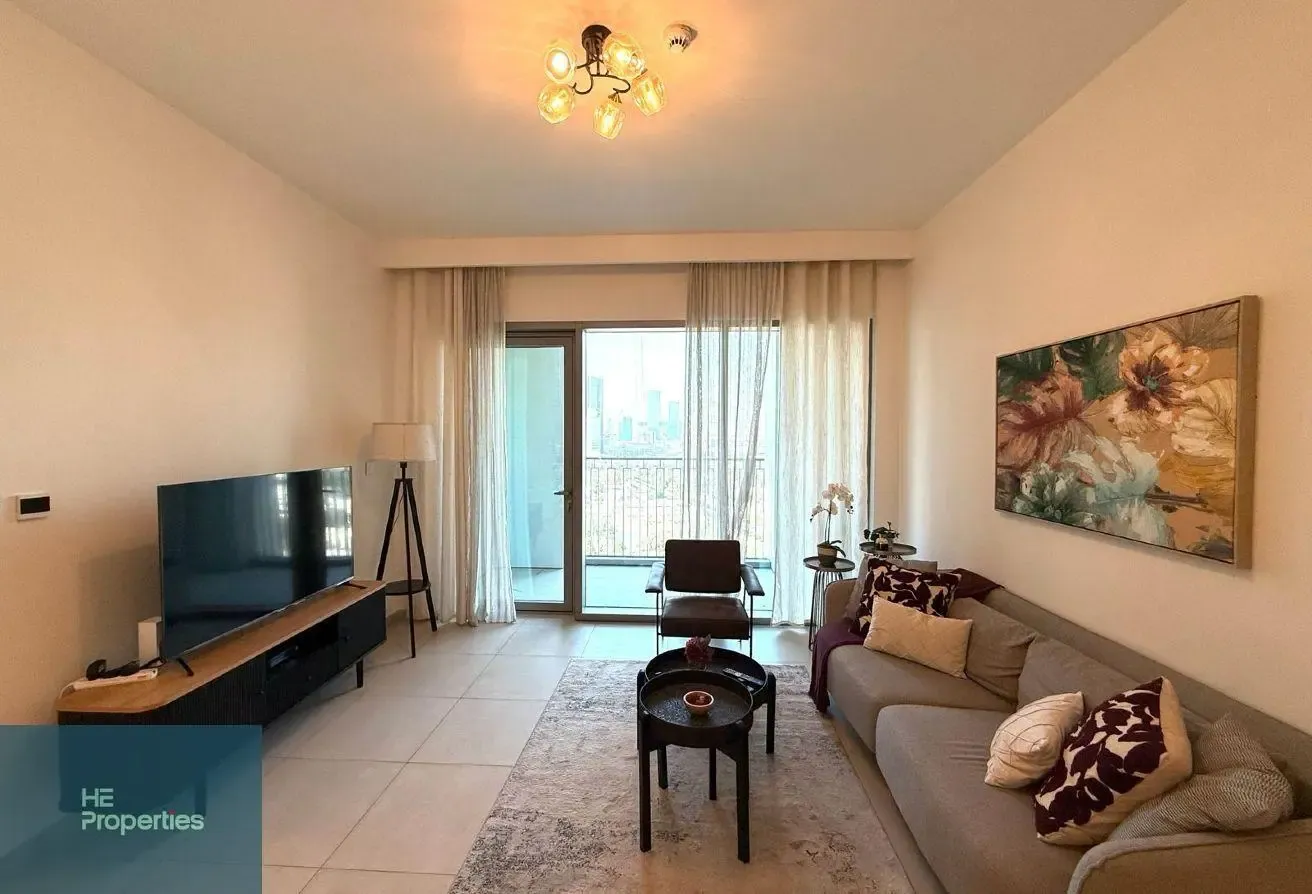 FULLY FURNISHED | VACANT | CHILLER FREE