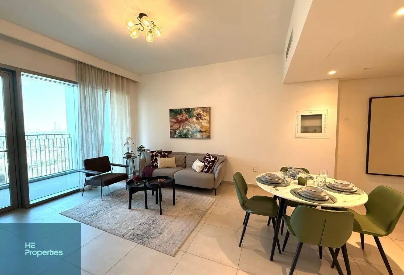 FULLY FURNISHED | VACANT | CHILLER FREE