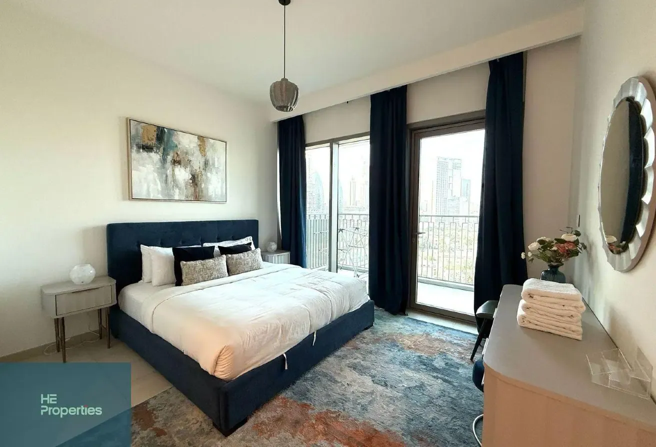 FULLY FURNISHED | VACANT | CHILLER FREE