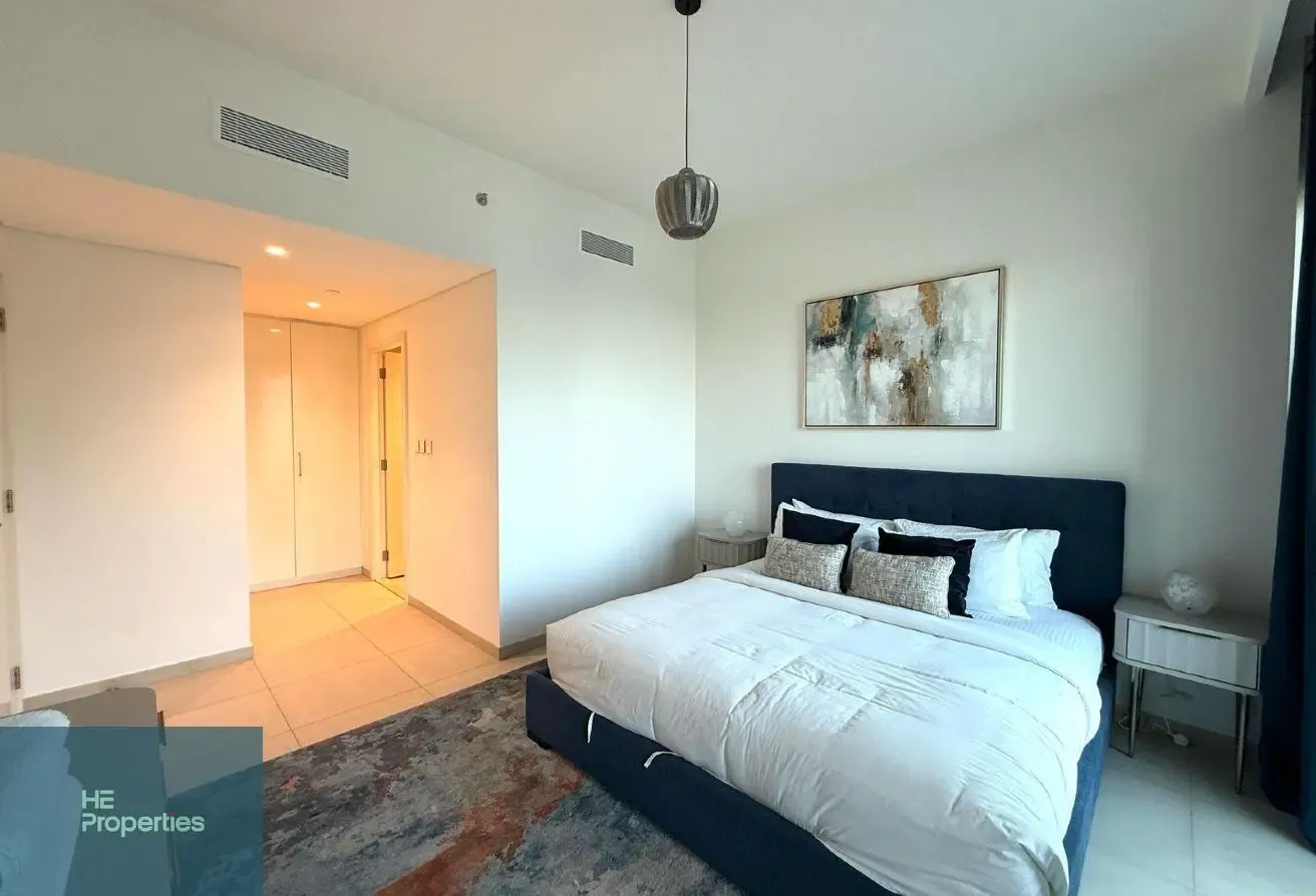 FULLY FURNISHED | VACANT | CHILLER FREE