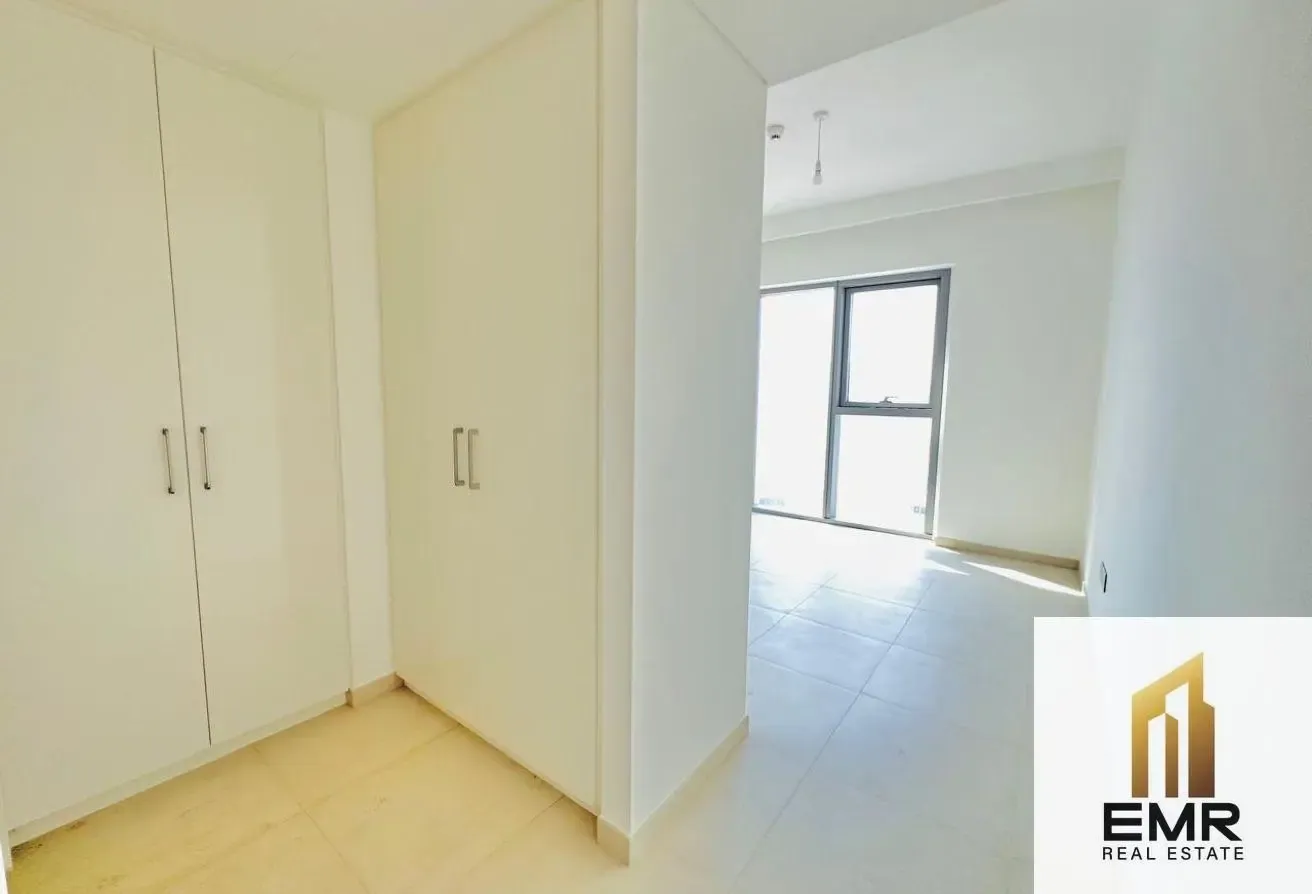 Furnished | Upgraded | Vacant Soon |Prime Location