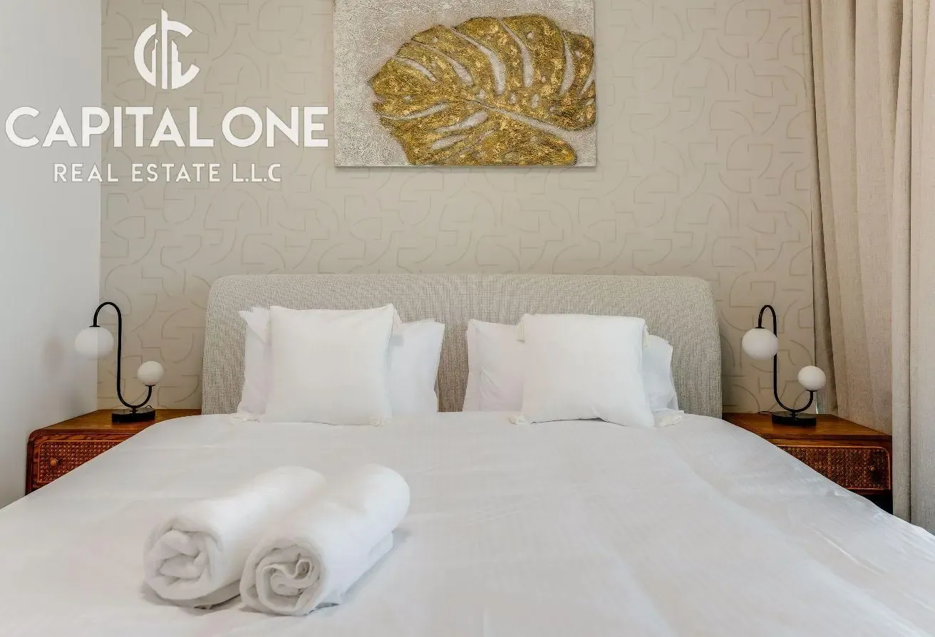 Fully Furnished | Downtown Skyline View | Vacant