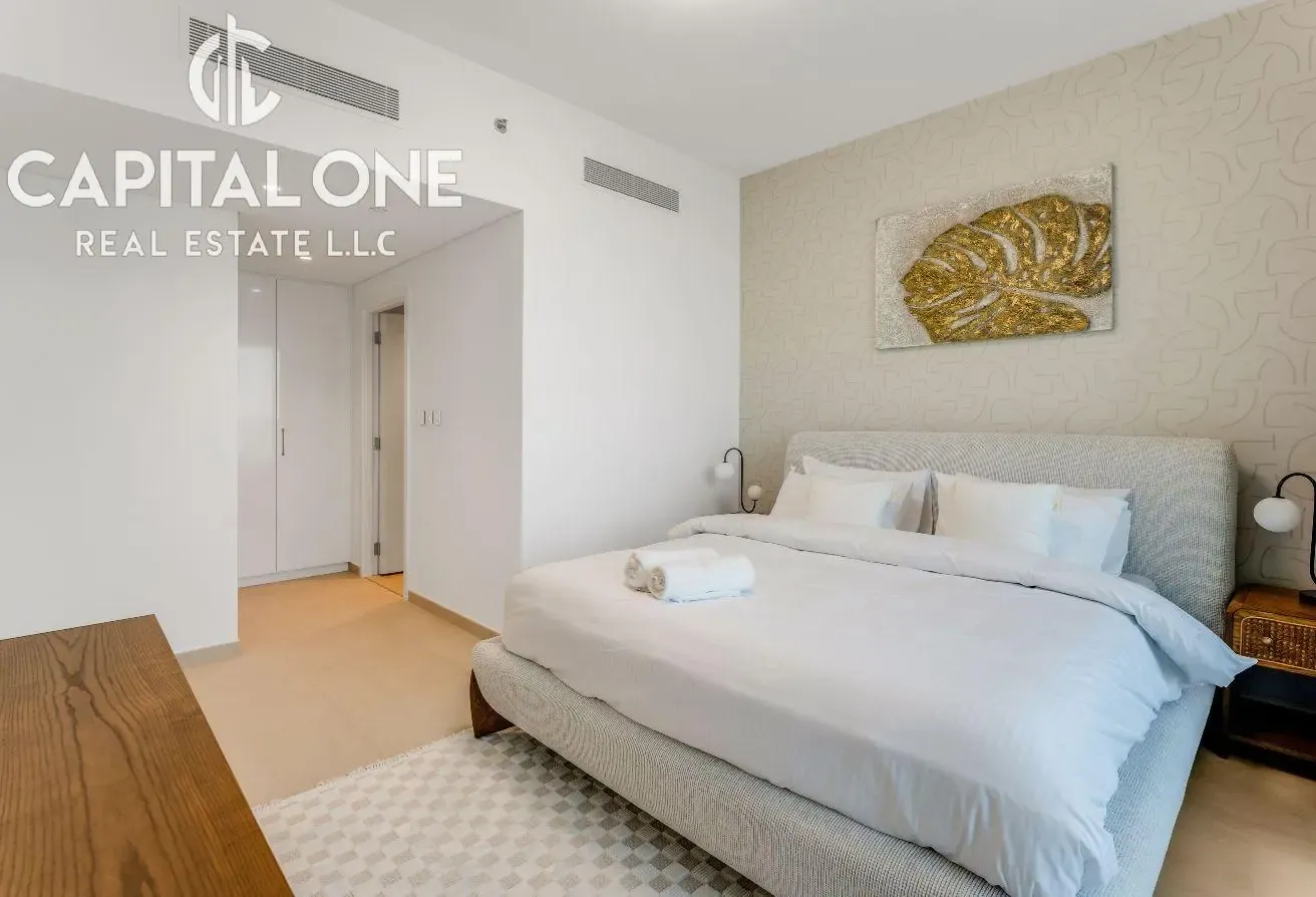 Fully Furnished | Downtown Skyline View | Vacant