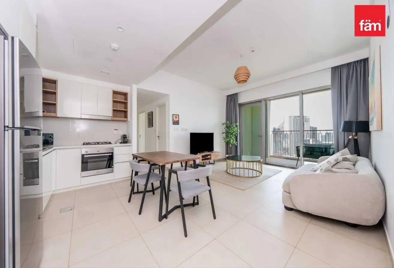 Exclusive | Mid Floor | Luxury Furnished