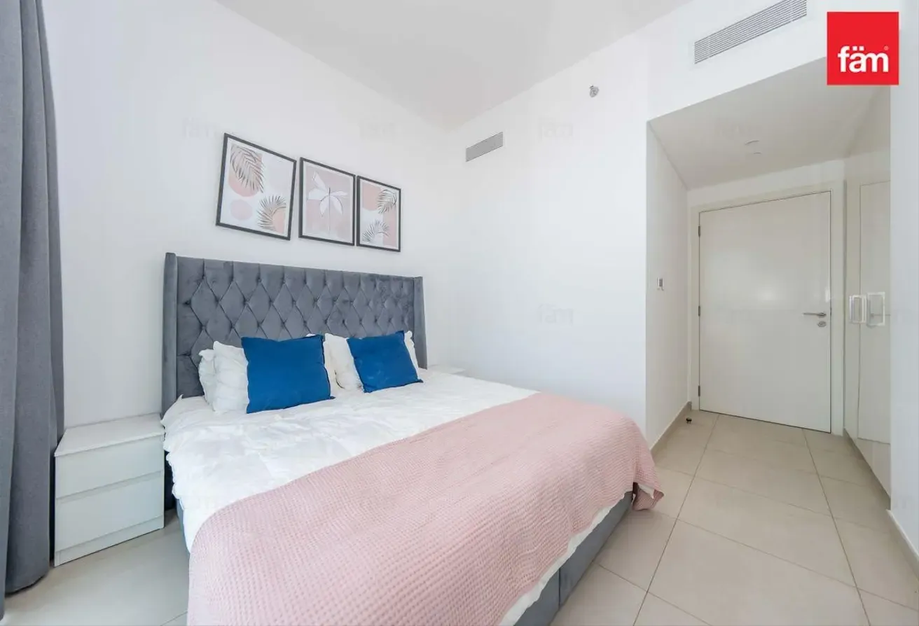 Exclusive | Mid Floor | Luxury Furnished