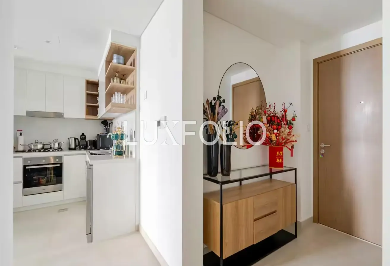Fully Furnished | Vacant | Fully Upgraded