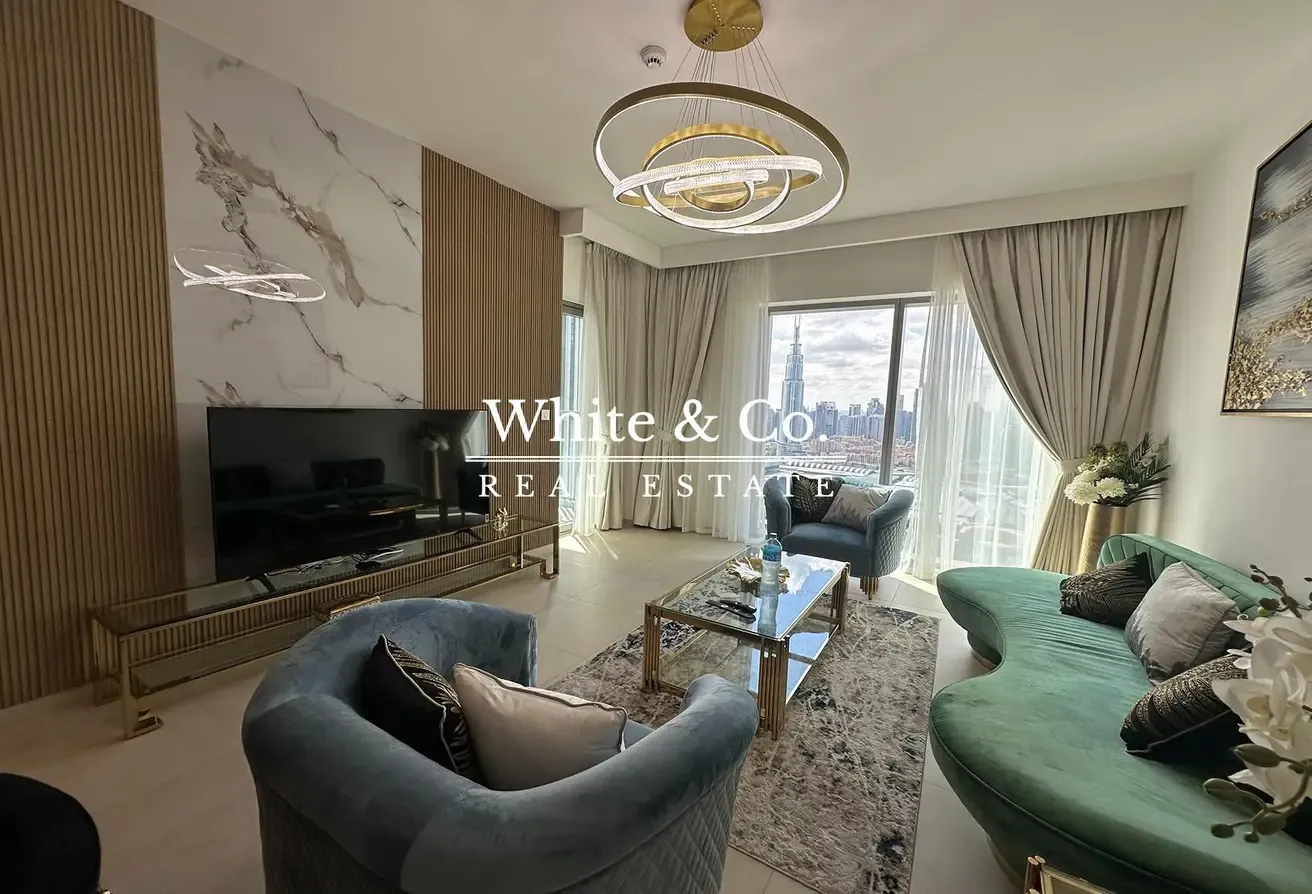 UPGRADED 2 BED | FURNISHED | AVAILABLE