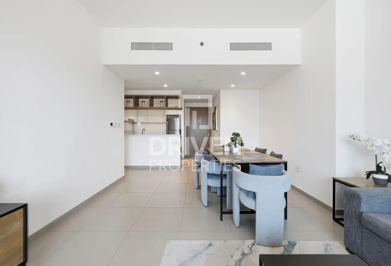 Stunning Burj View | Mid Floor | Spacious Layout
