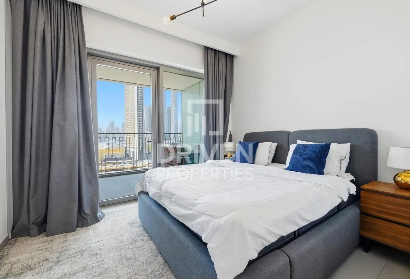 Stunning Burj View | Mid Floor | Spacious Layout
