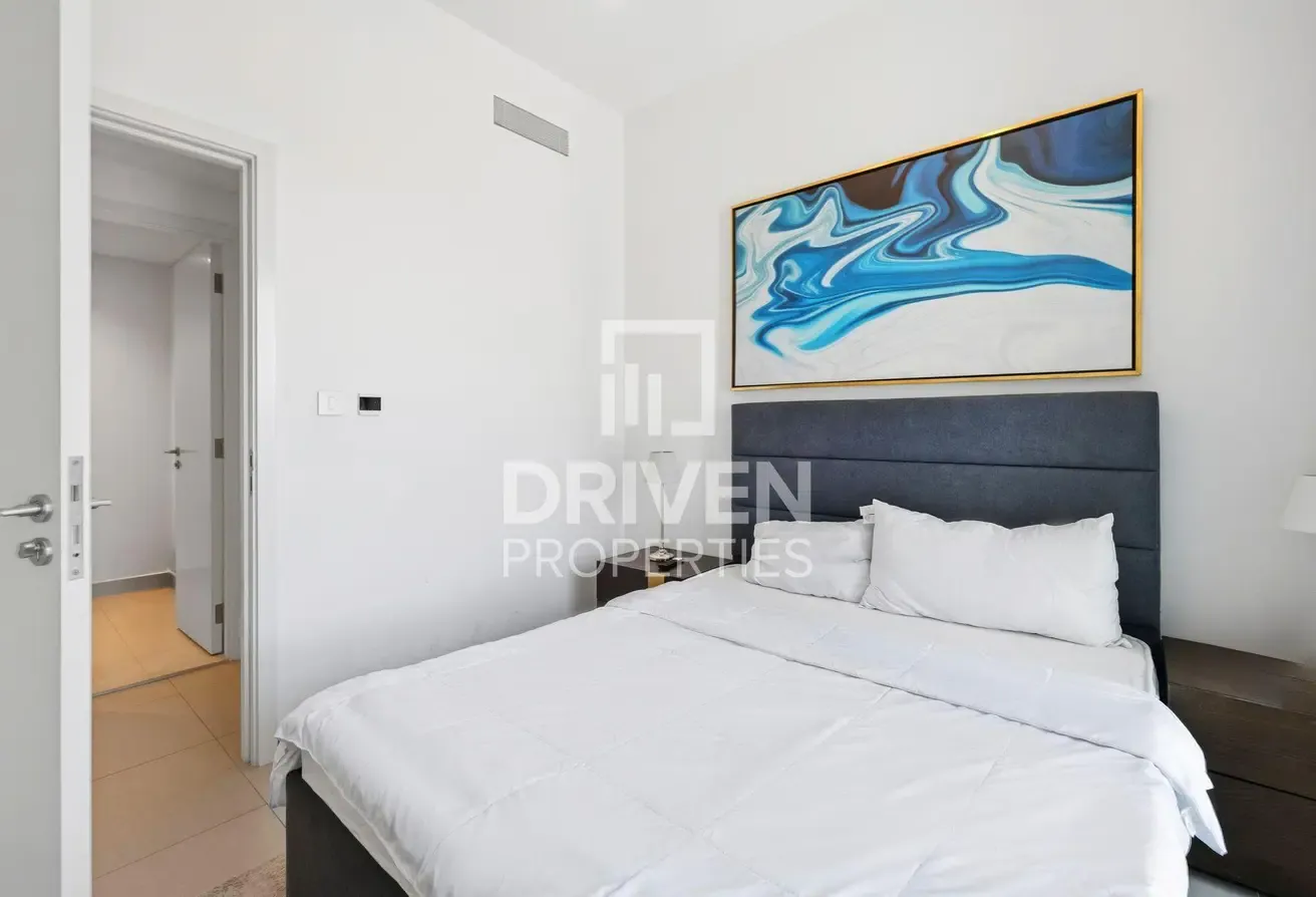 Stunning Burj View | Mid Floor | Spacious Layout