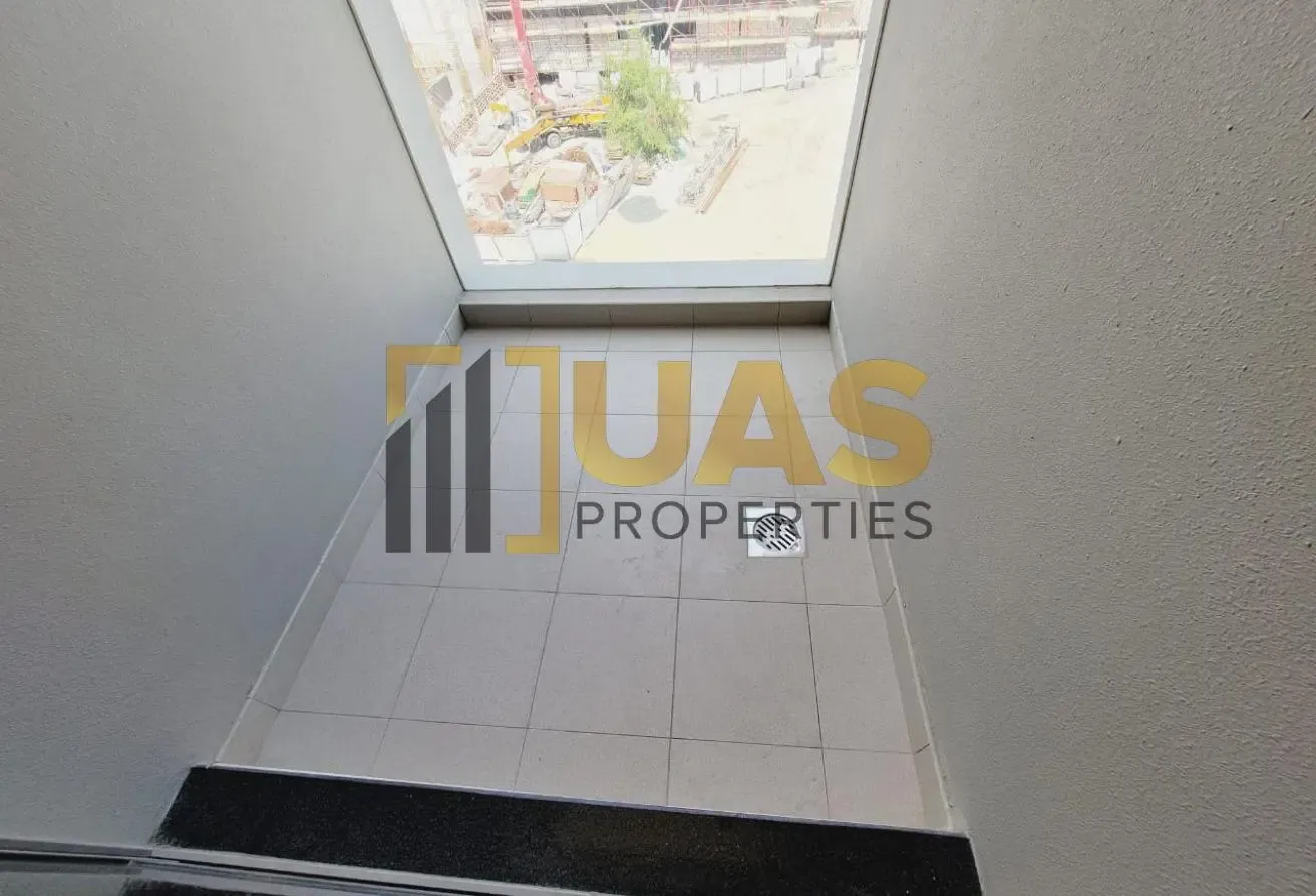 1 BR Apartment in Al Satwa with Shared Pool