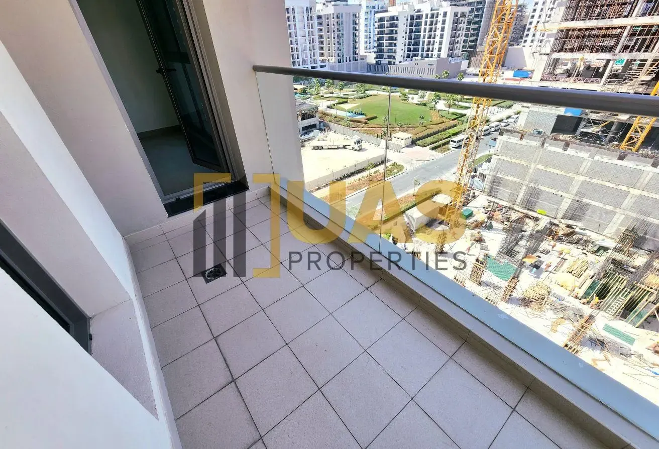 Hot offers Spacious 2bhk only 80k+gym pool parking