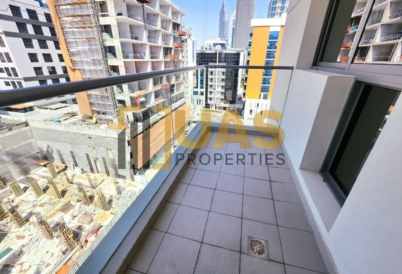 Hot offers Spacious 2bhk only 80k+gym pool parking