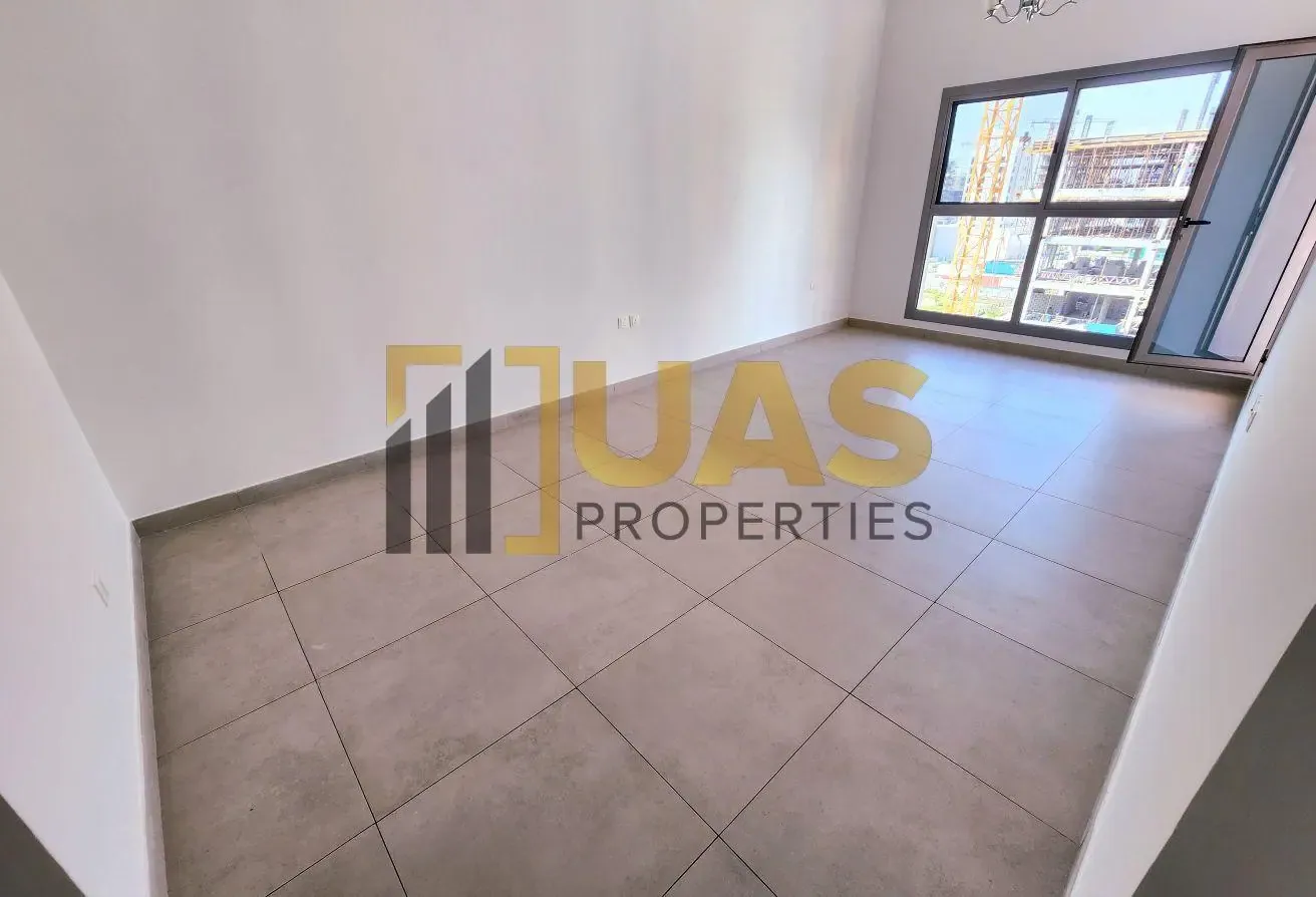 Hot offers Spacious 2bhk only 80k+gym pool parking