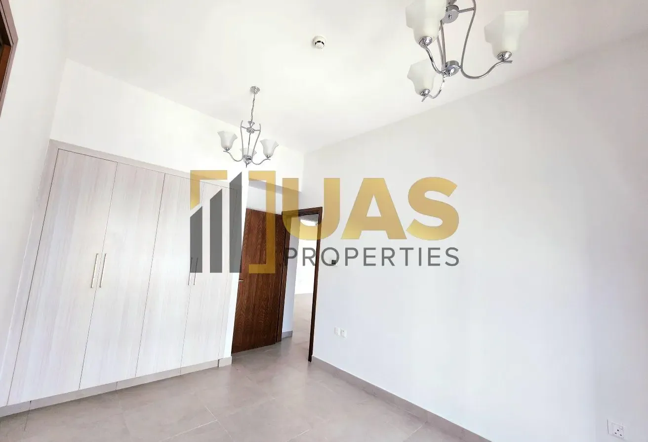 Hot offers Spacious 2bhk only 80k+gym pool parking