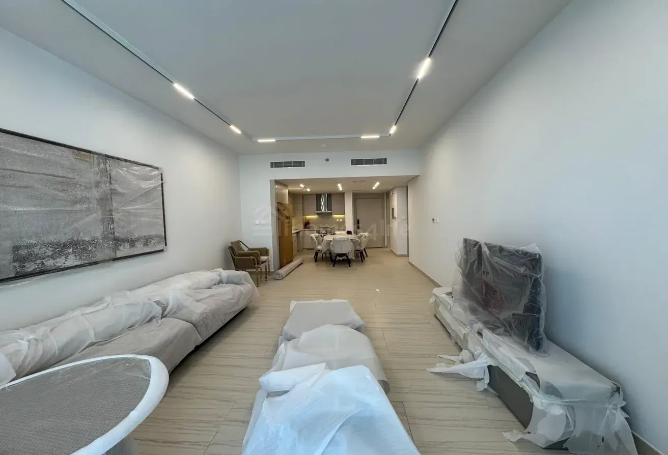 Fully Furnished | High Floor | Pool View