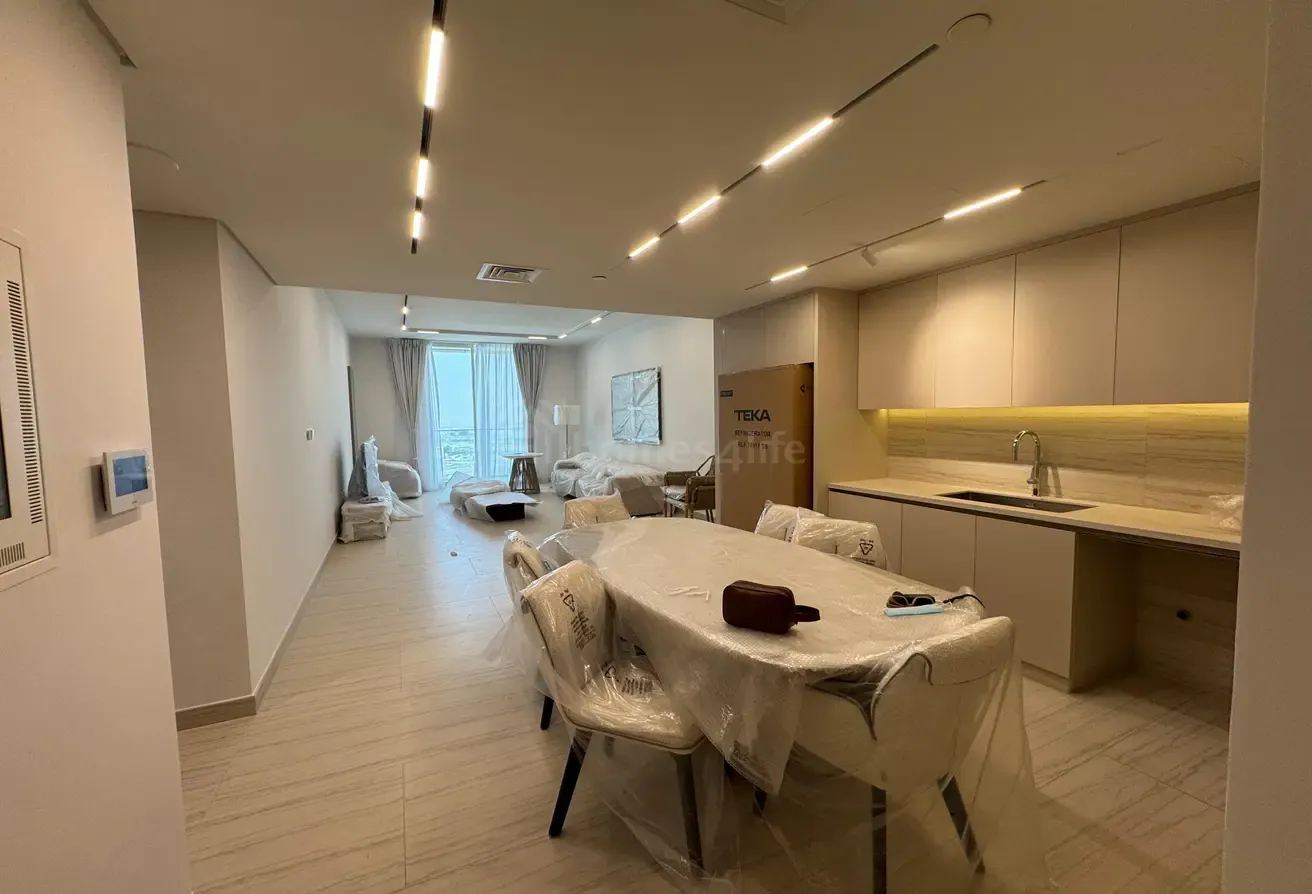 Fully Furnished | High Floor | Pool View