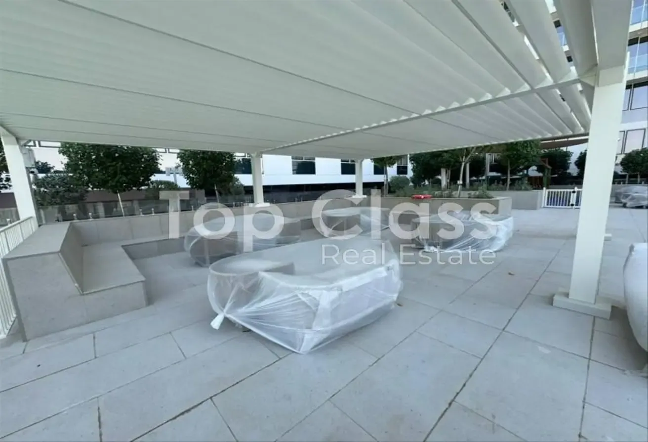 Brand New | First Tenant | High Floor | Vacant