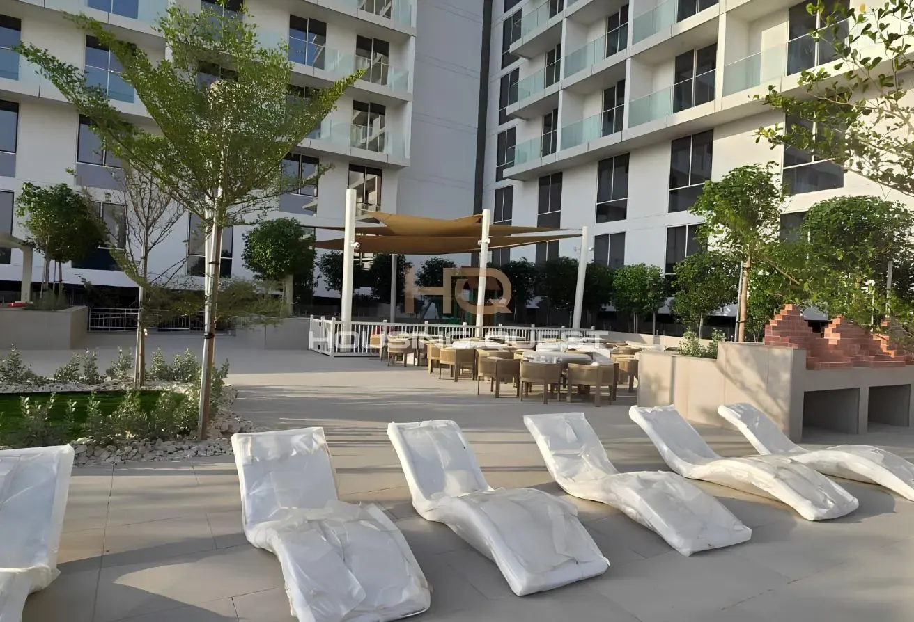 Fully Furnished 1BR | Pool View| Brand New