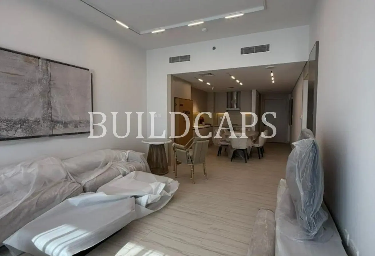 1 BR Furnished Apartment with Landmark View
