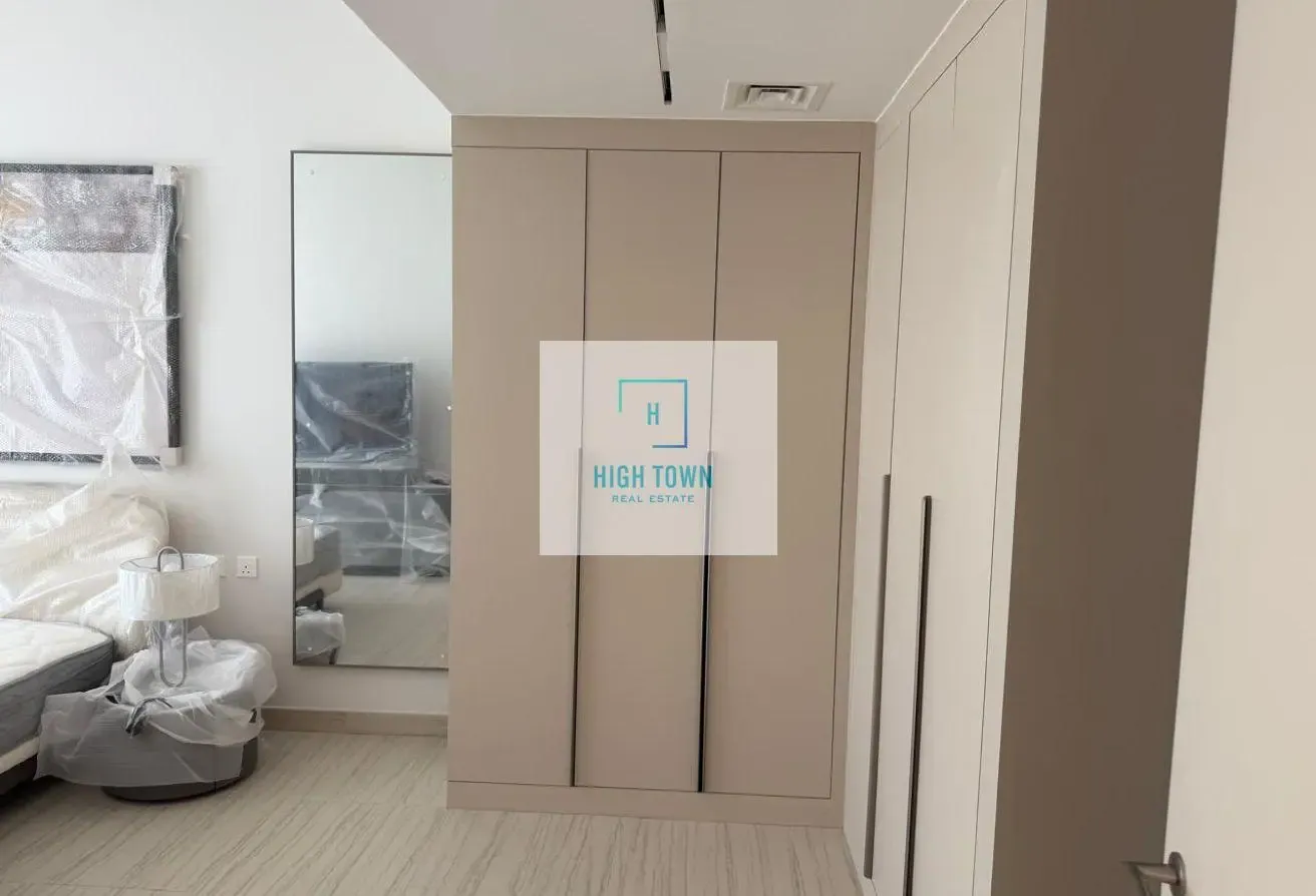FULLY FURNISHED! TOP FLOOR! BRAND NEW