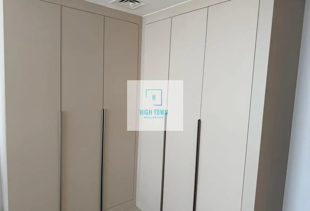 FULLY FURNISHED! TOP FLOOR! BRAND NEW