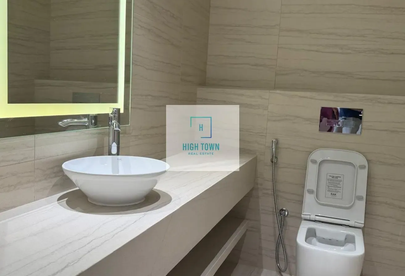 FULLY FURNISHED! TOP FLOOR! BRAND NEW