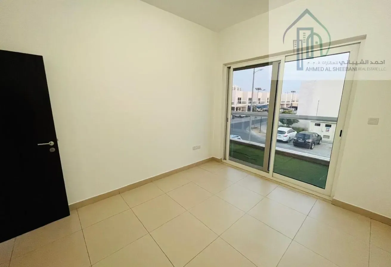 Exclusive 3+Maid | Gated Community | SPACIOUS UNIT
