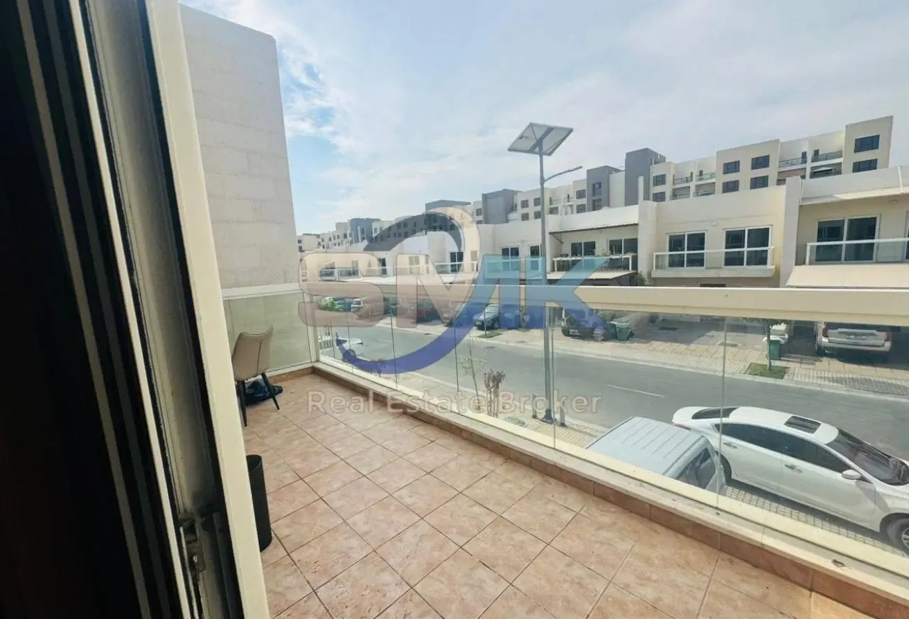 3 BEDROOM+MAID TOWNHOUSE FOR RENT WARSAN VILLAGE