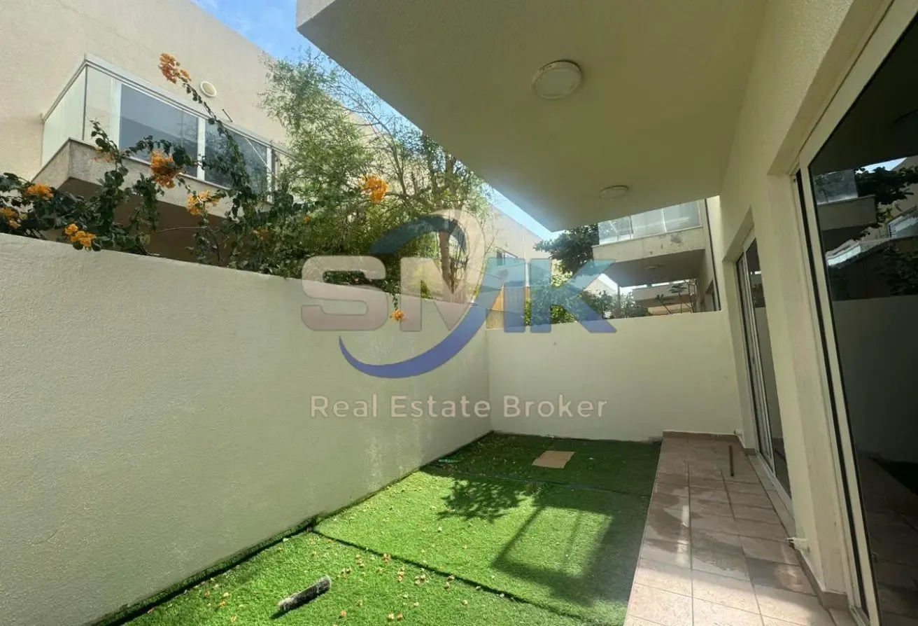 3 BEDROOM+MAID TOWNHOUSE FOR RENT WARSAN VILLAGE
