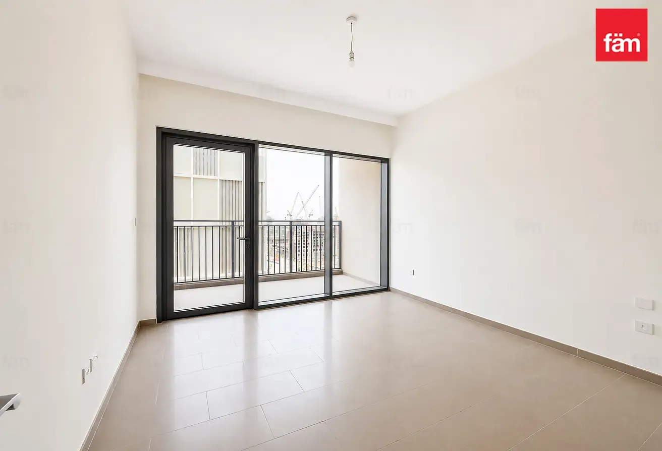 Bright | High Floor | Pool View | The Best Layout