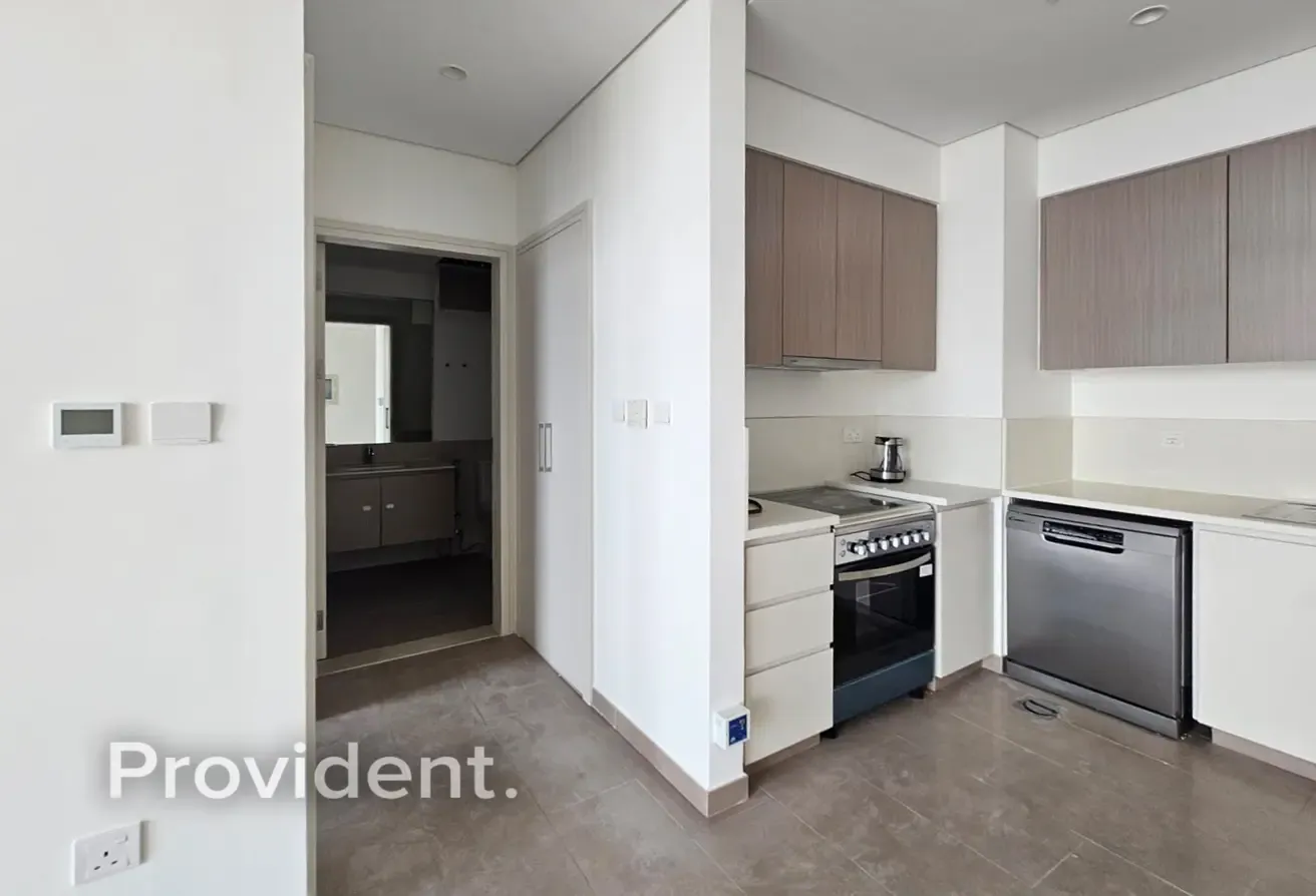 Exclusive | Boulevard View | Vacant