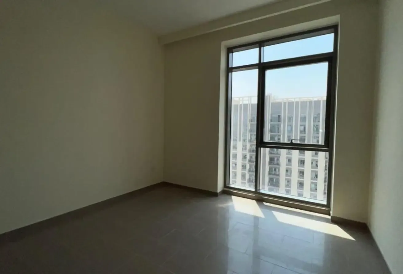 PARK HEIGHTS 2 TOWER 2 2BHK FOR RENT 98K 1 CHEQUE!