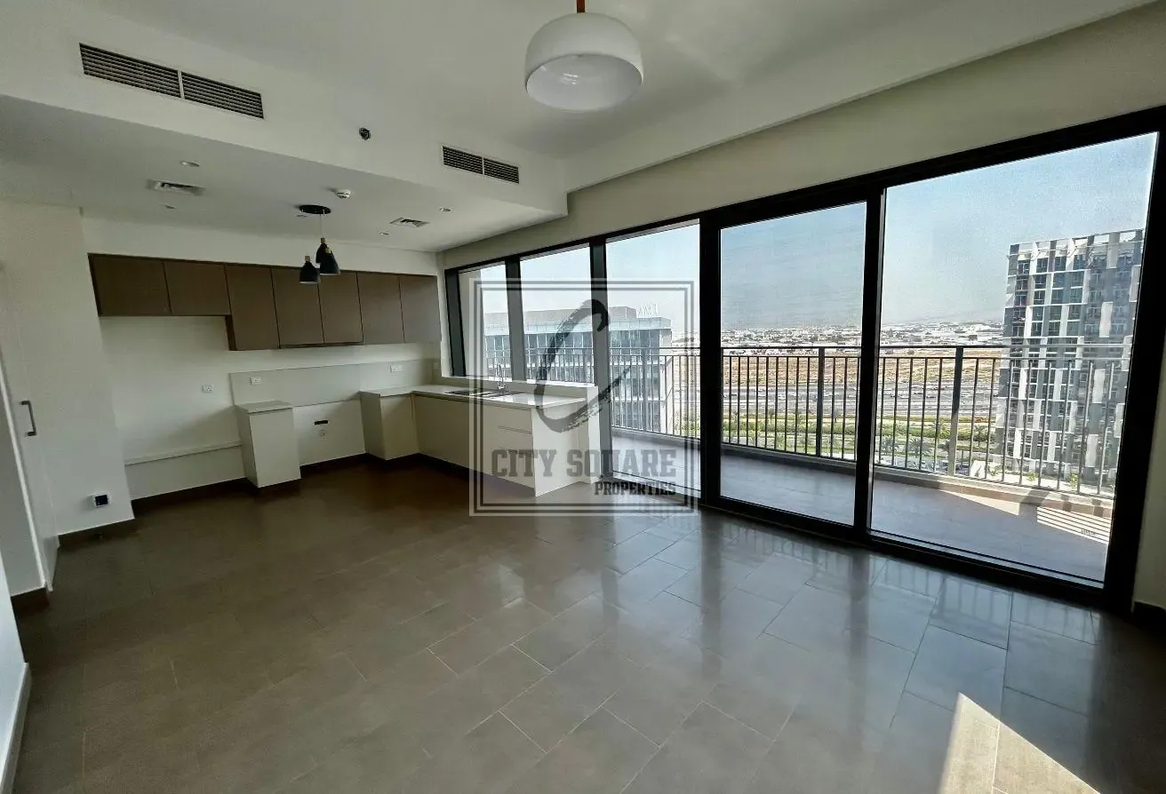 Available Mid September I Higher floor I Bright