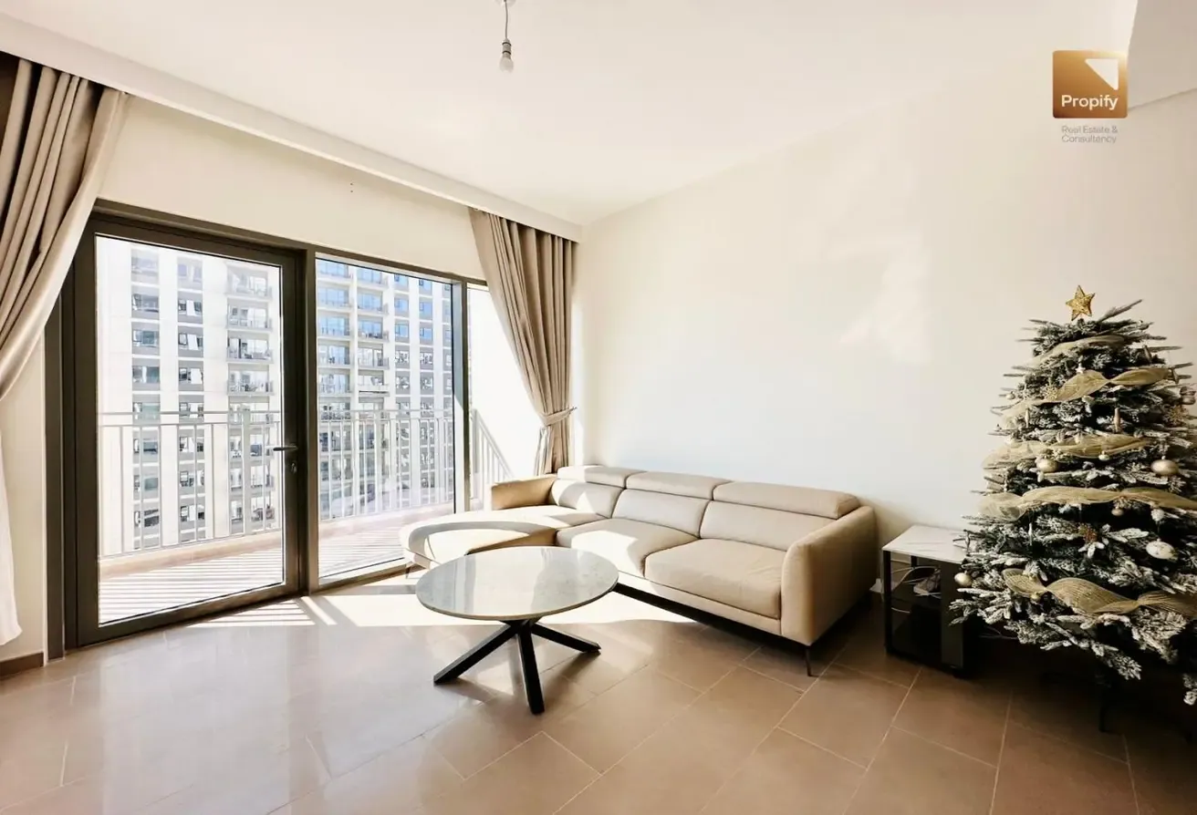 Bright 1BR | Premium Emaar Community |