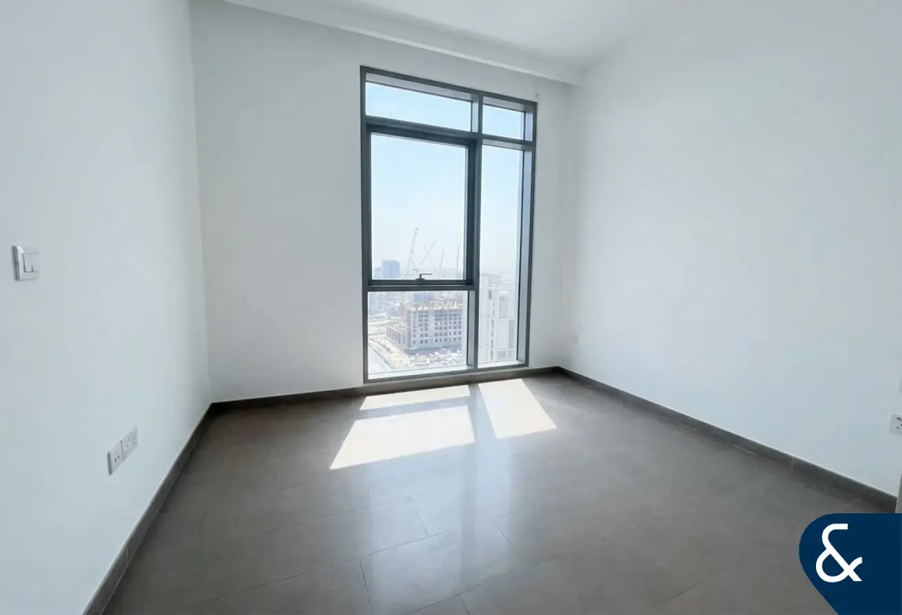 Stunning Views | High Floor | Covered Parking