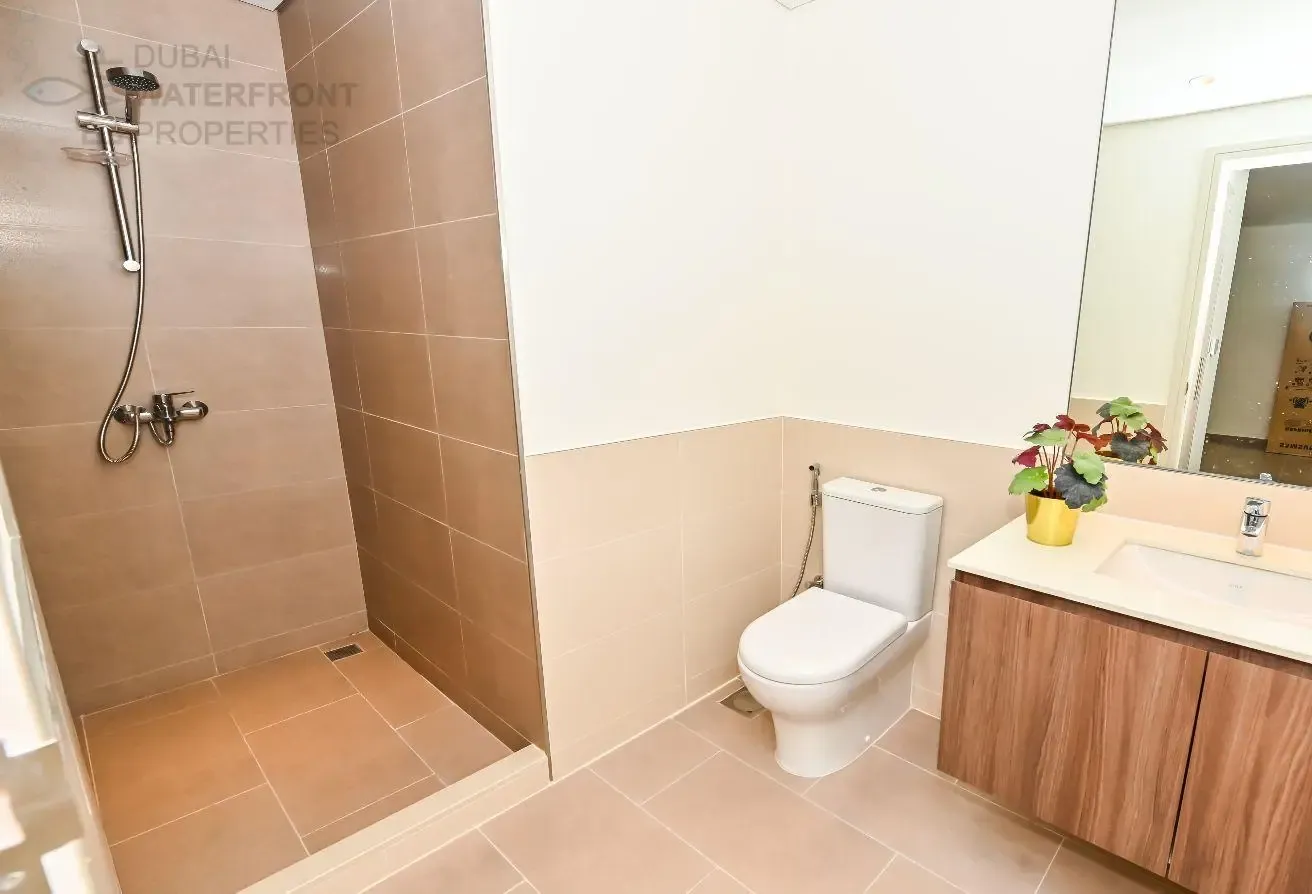 1BR + HALL | HIGH FLOOR | COMMUNITY VIEW
