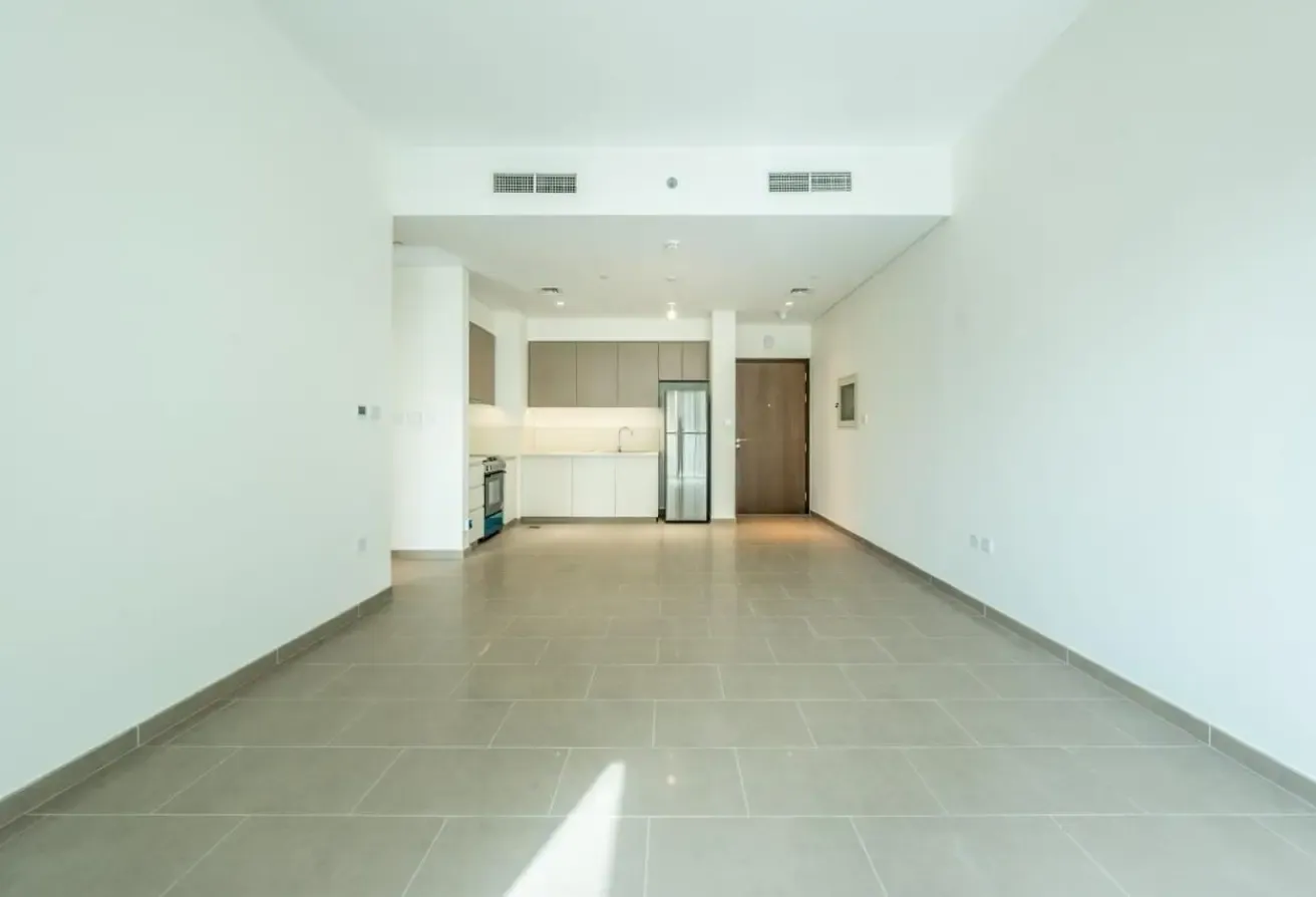 CHILLER FREE | UNFURNISHED | VACANT